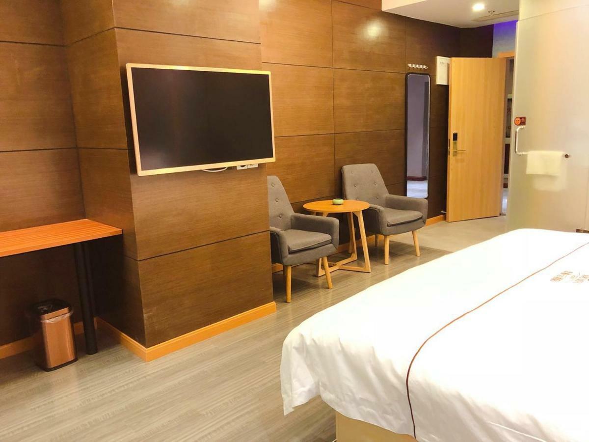 Hotel Enjoy 4*